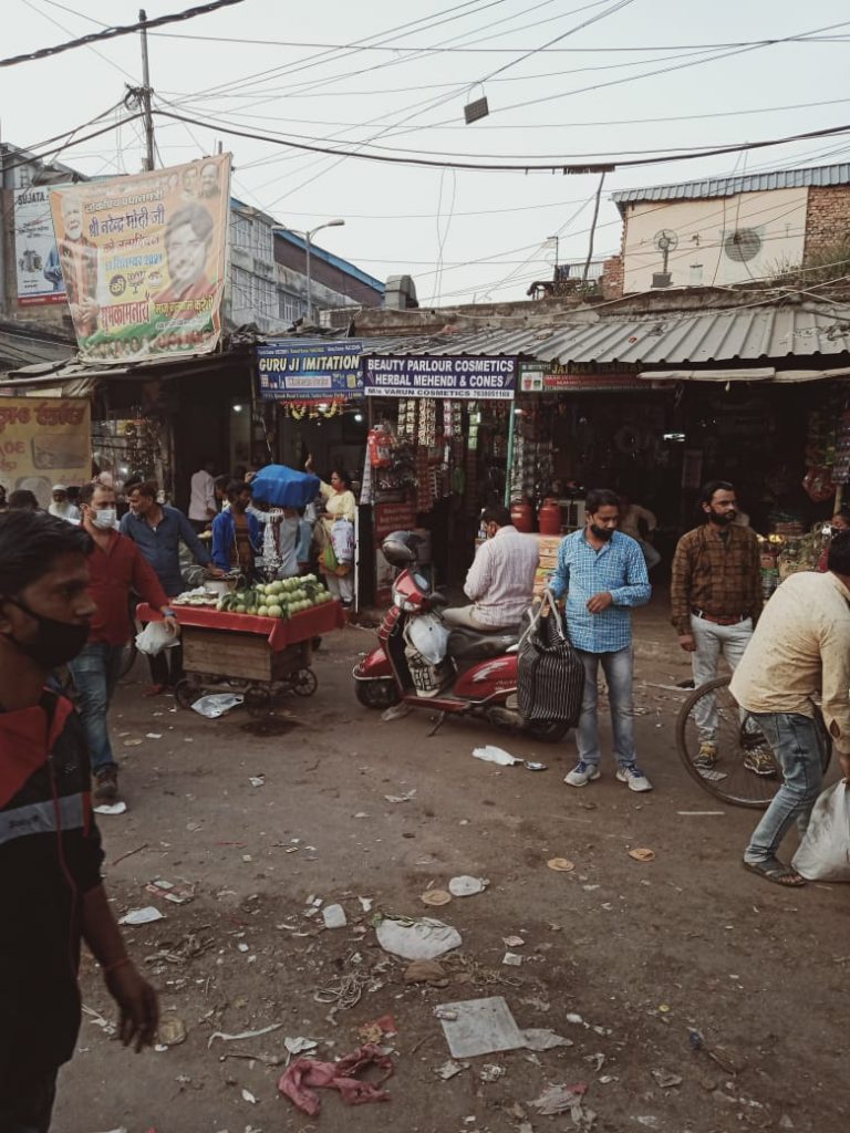 sadar street shops