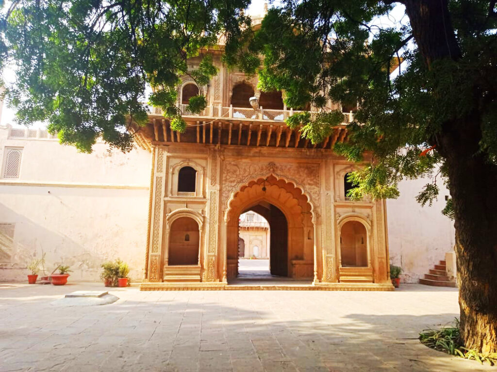 ballabhgarh-palace-front raja nahar singh mahal