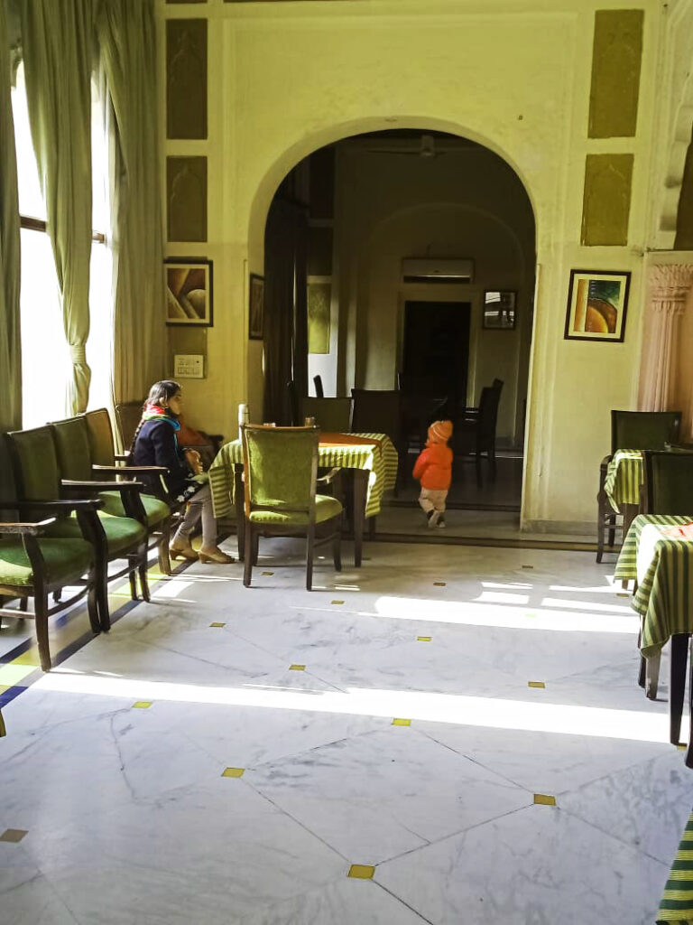 ballabhgarh-palace-restaurant raja nahar singh palace