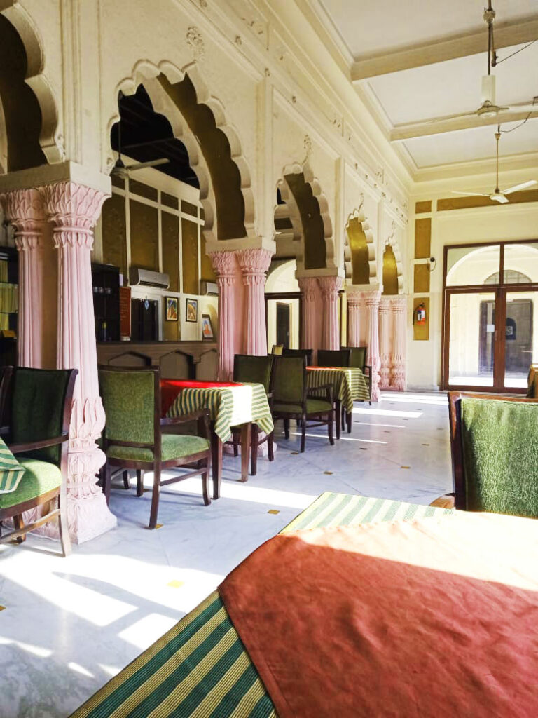 raja-nahar-singh-restaurant ballabhgarh mahal