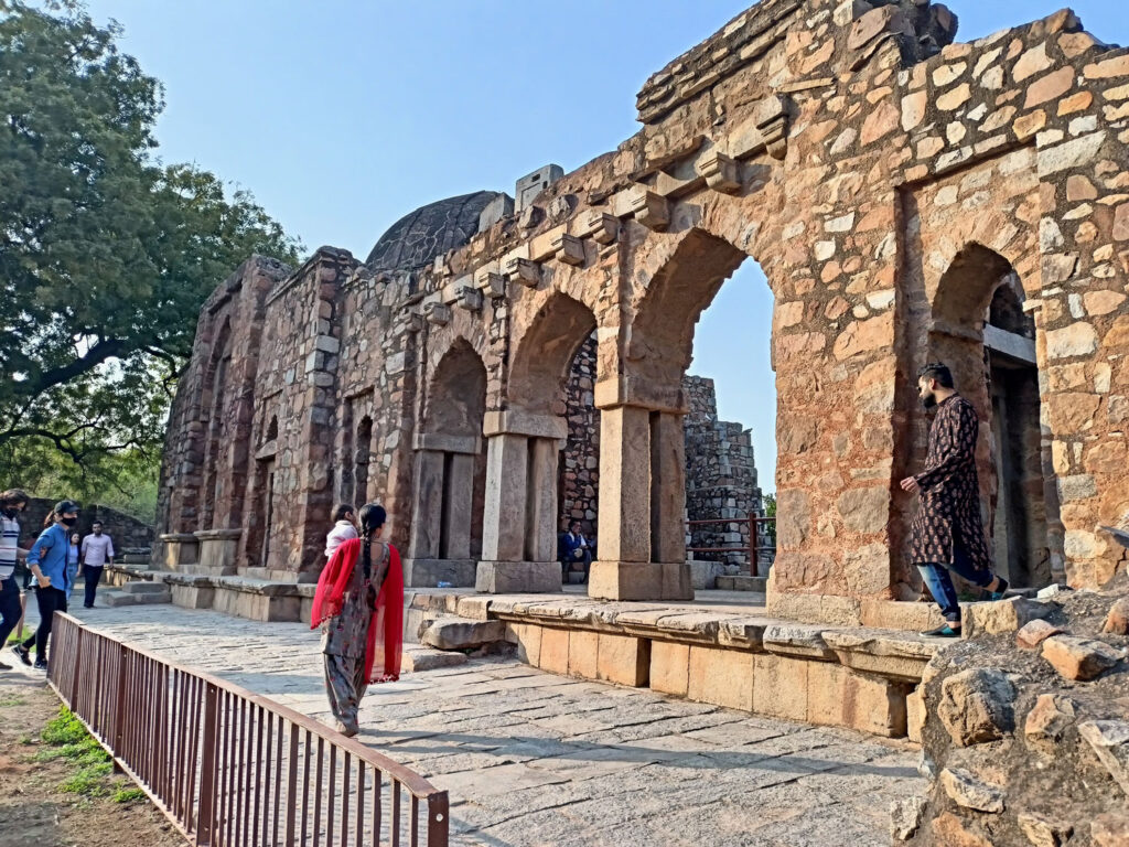 hauz-khas-3 hauz Khas fort wall
