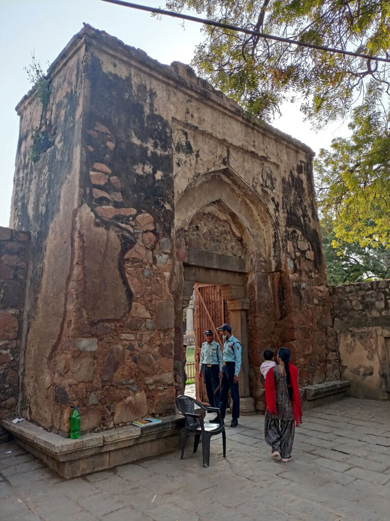 hauz-khas-architecture hauz khas village
