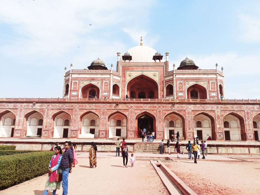 tomb-of-humayun humayun tomb front