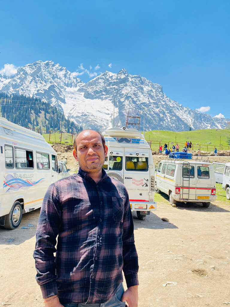 kashmir-tour indian mountain view
