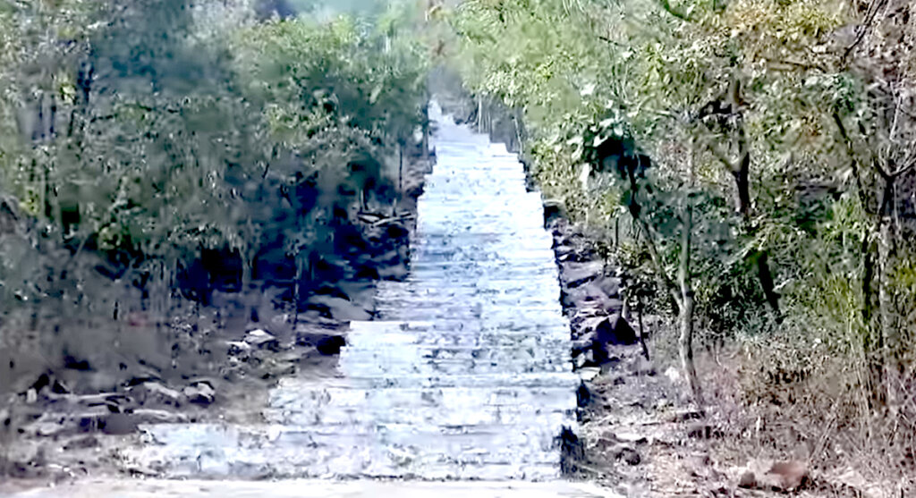 sungarha mandir stairs