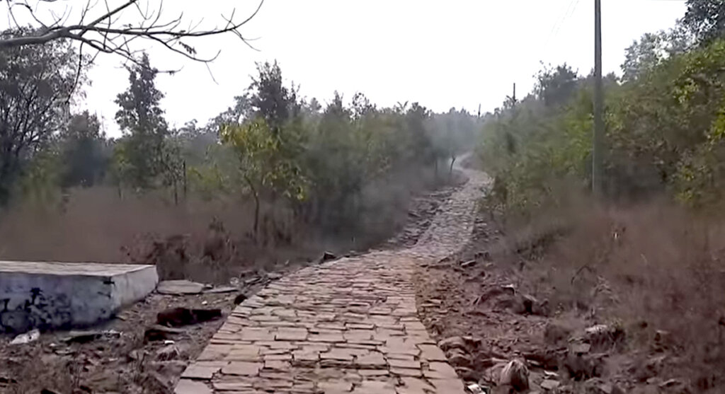 path of vaishnav temple sungarha