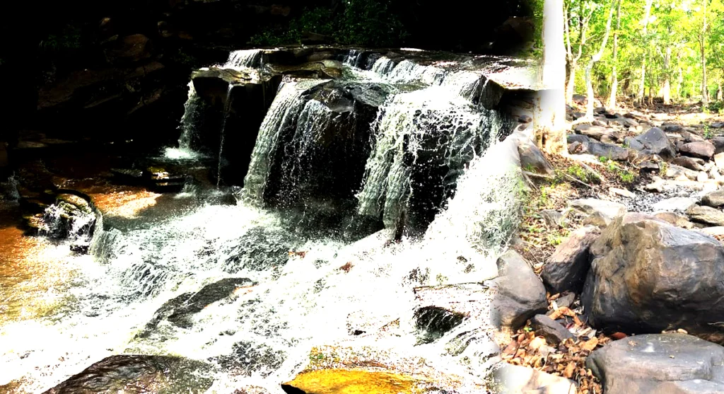 rajababa waterfall