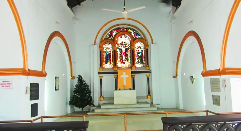 indore-white-church white church indore