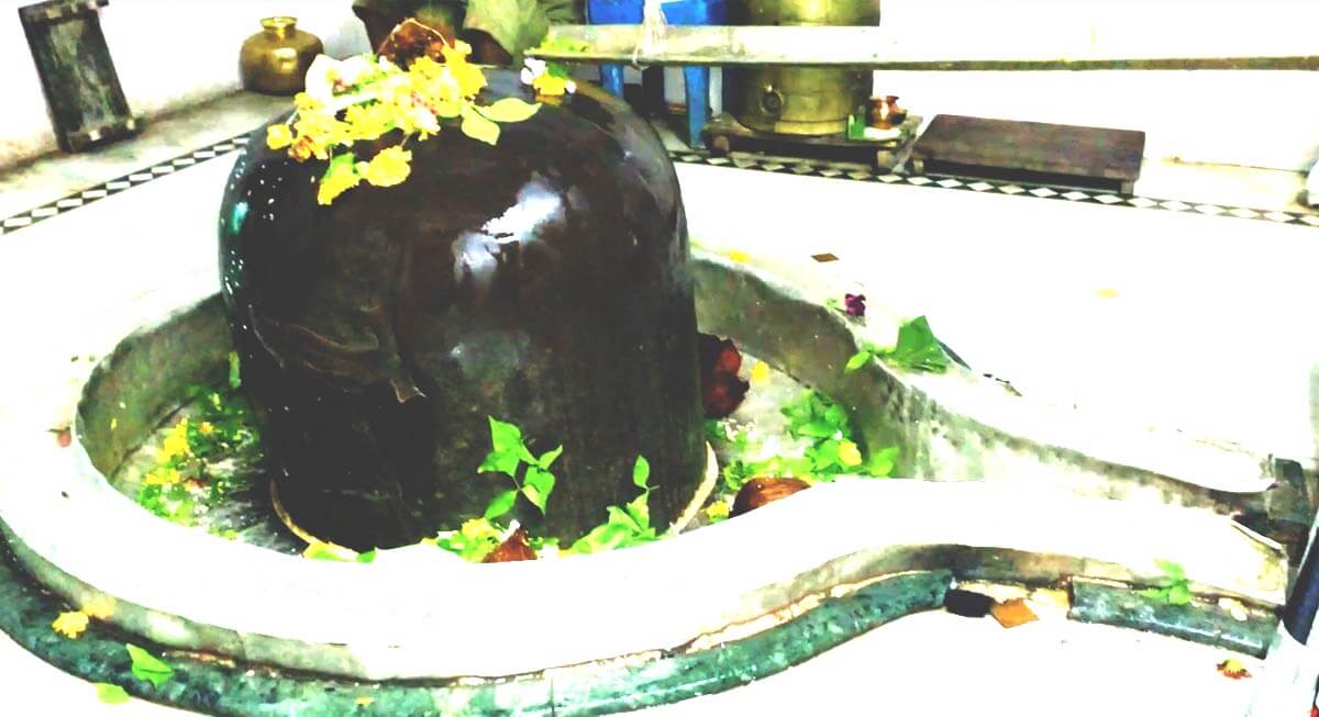 Shri Jageshwarnath Mahadev Temple, Bandakpur – The Sacred Siddhpeeth of Bundelkhand and the Unique Shiva-Parvati Union