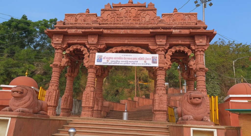 dewas-tekri-mata-temple