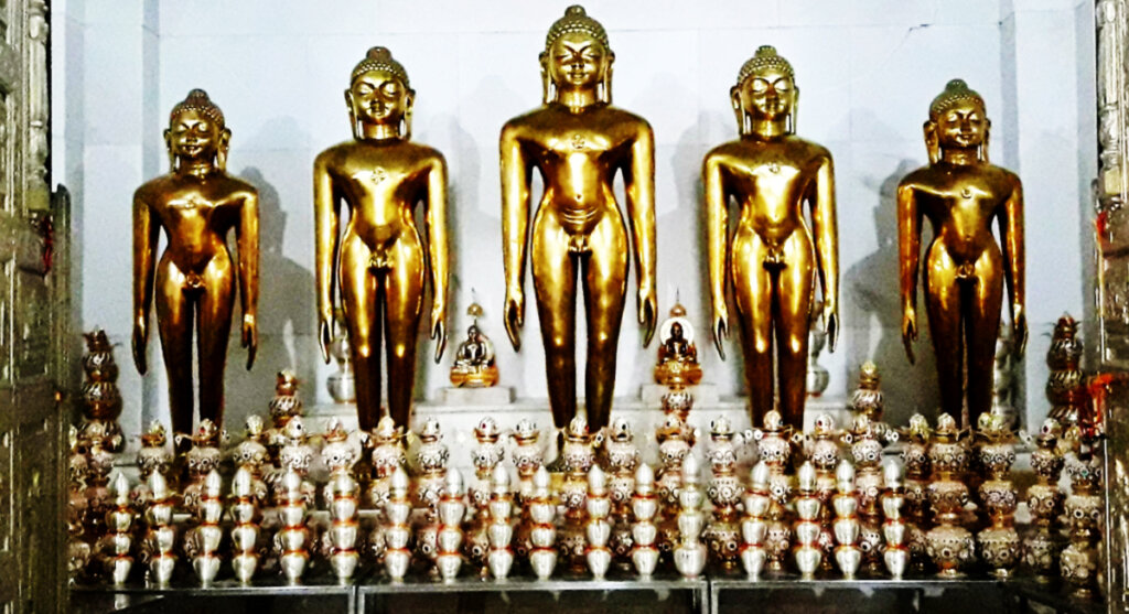 ramtek digambar jain mandir