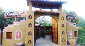 Amoda D’ Village, जबलपुर — शहर के बीच गाँव जैसा एहसास