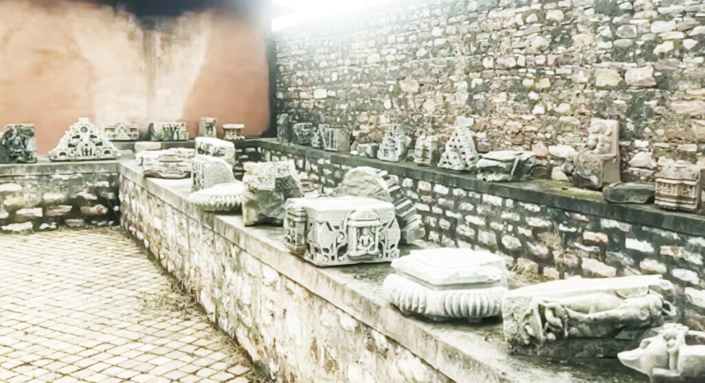 bhanpura hinglajgarh fort