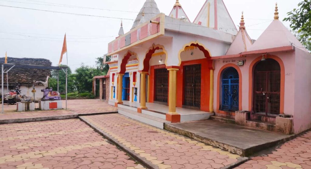 bada mahadev mandir narsinghpur