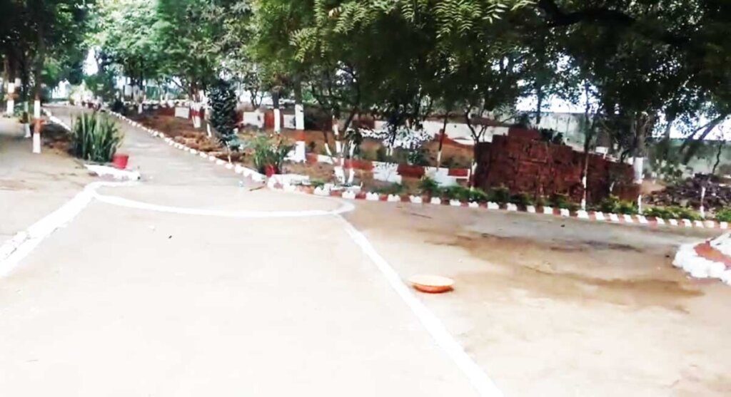 osho ashram gardarwara narsinghpur