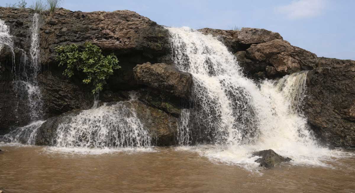 chhindwara ghoghra waterfall
