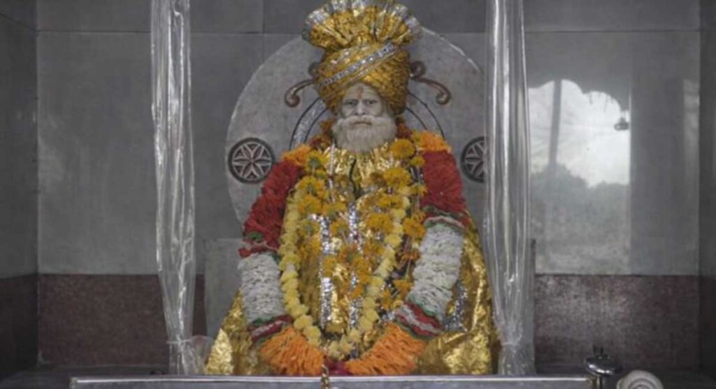 dada dhaniram samadhi site mandla india