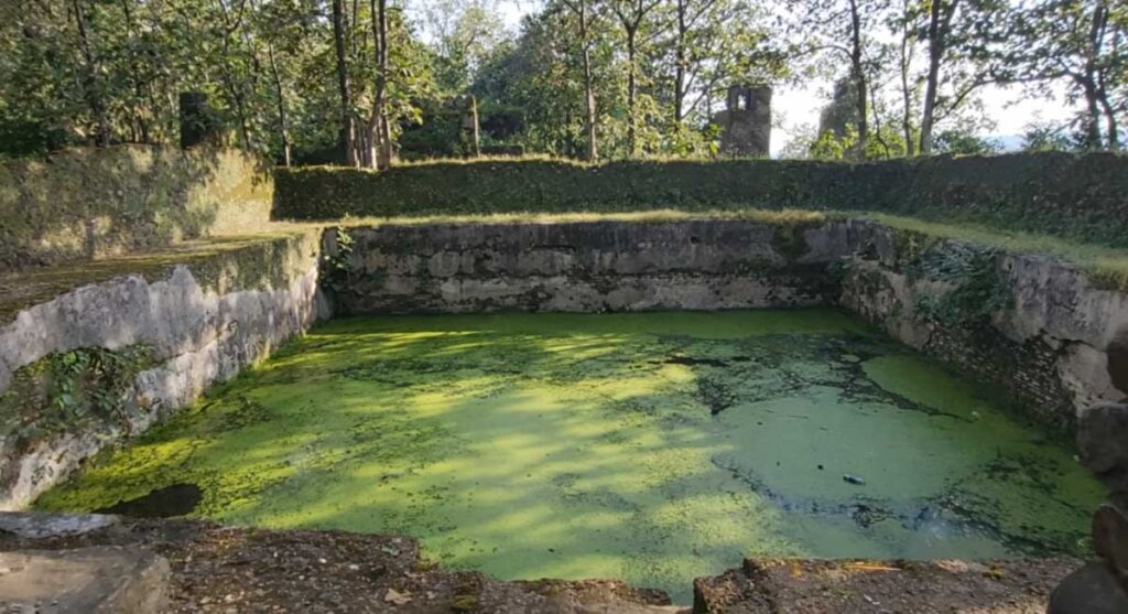 devgarh fort talab chhindwara