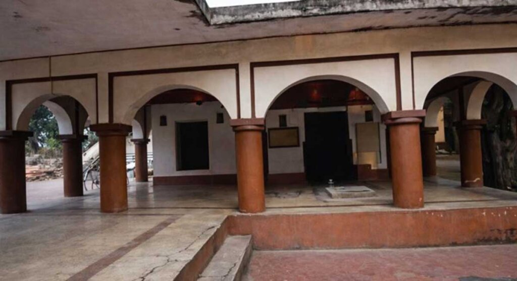 hanuman ghat temple mandla india