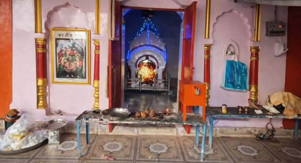 mandla budhi mai temple