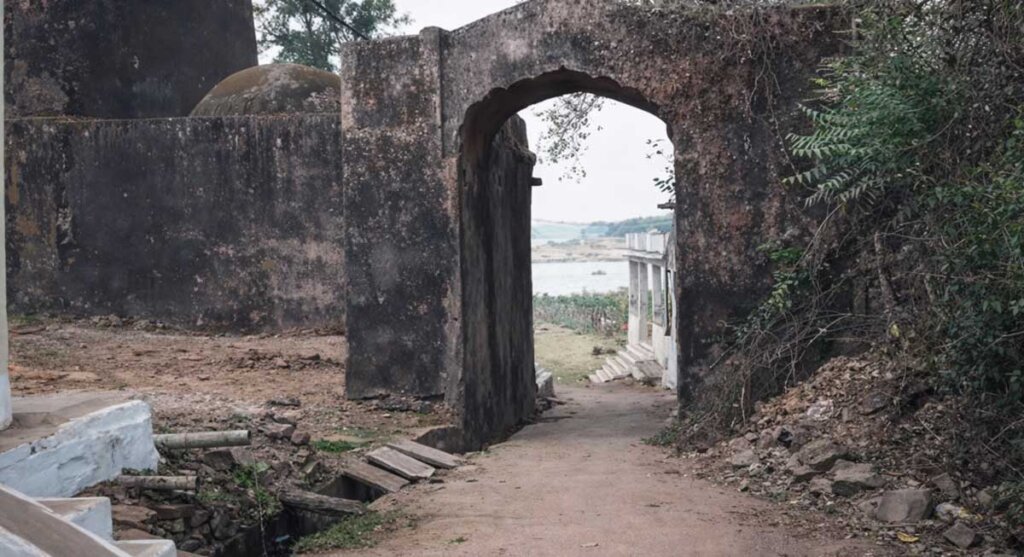 mandla fort india
