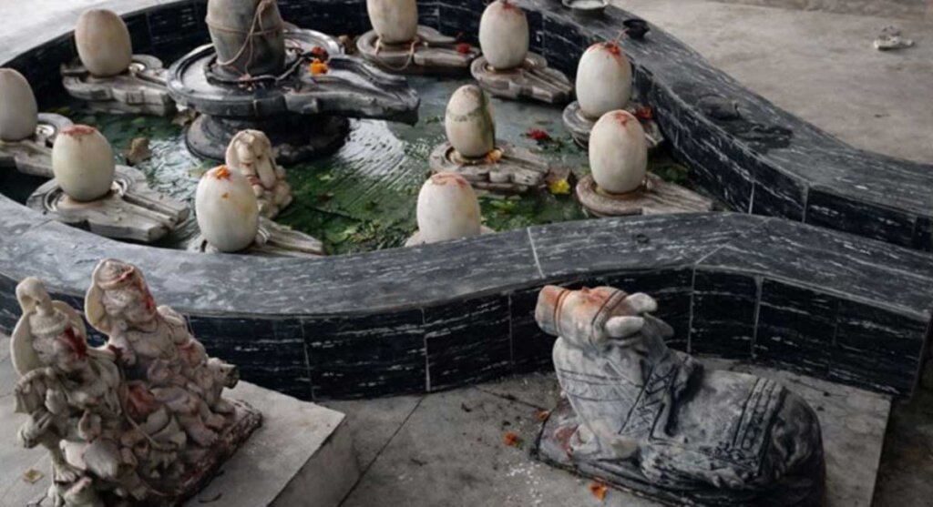 mandla hanuman ghat temple