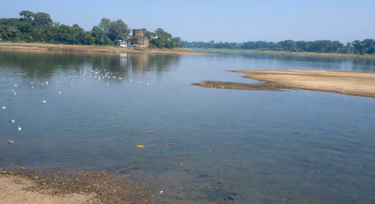 narmada sangam sthal mandla