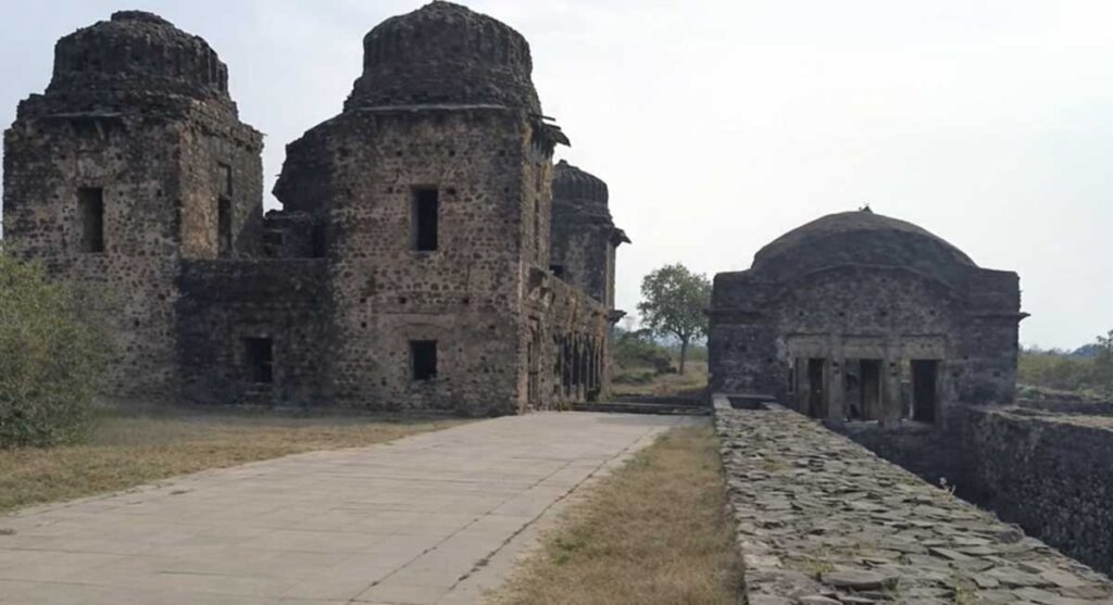 rani mahal mandla
