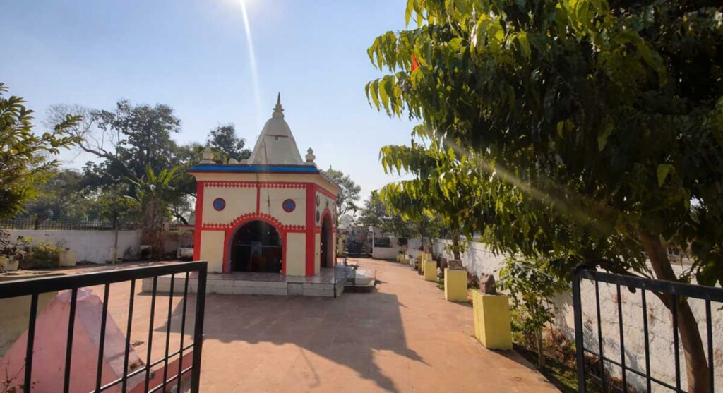 richharia babaji temple dhanora india