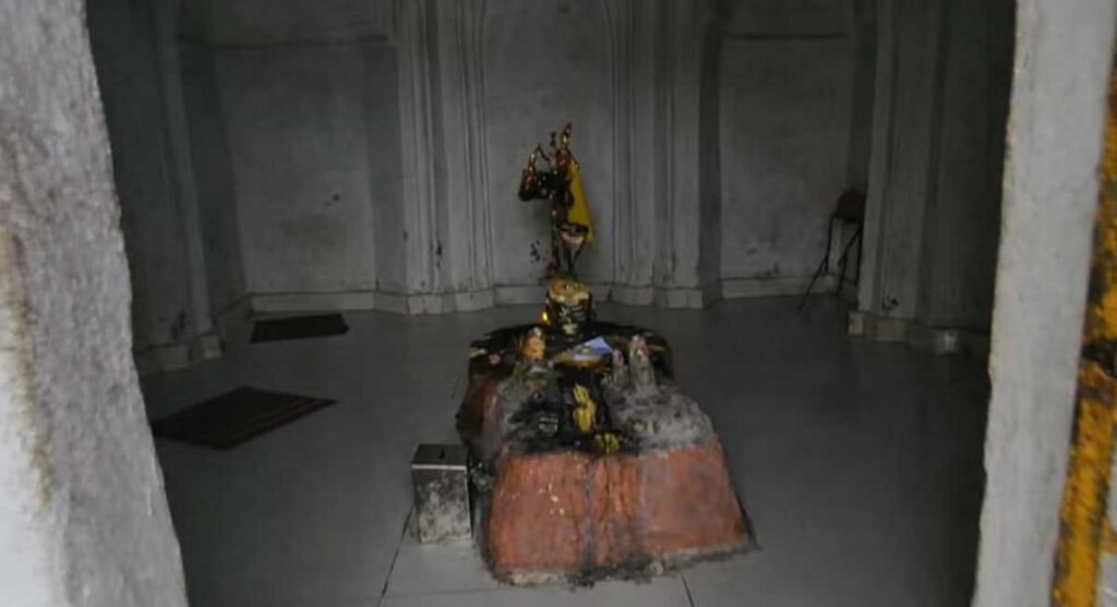 sahastradhara shiva mandir mandla