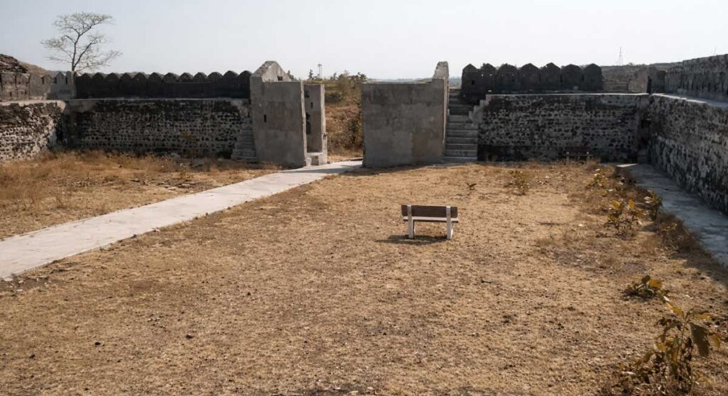 bhanwargarh fort barwani
