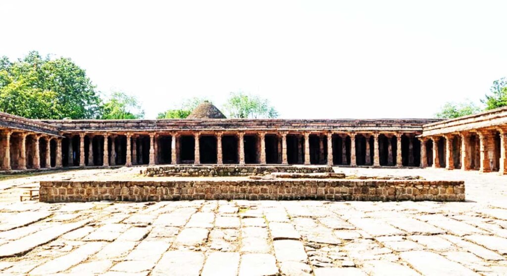 bhojshala and lat masjid dhar india