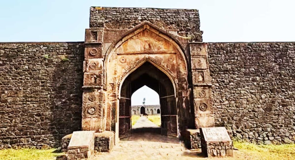 caravan sarai dhar