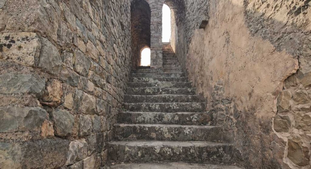 dhar chisti khan mahal mandu