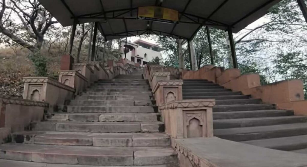 gadh kalika devi temple dhar india