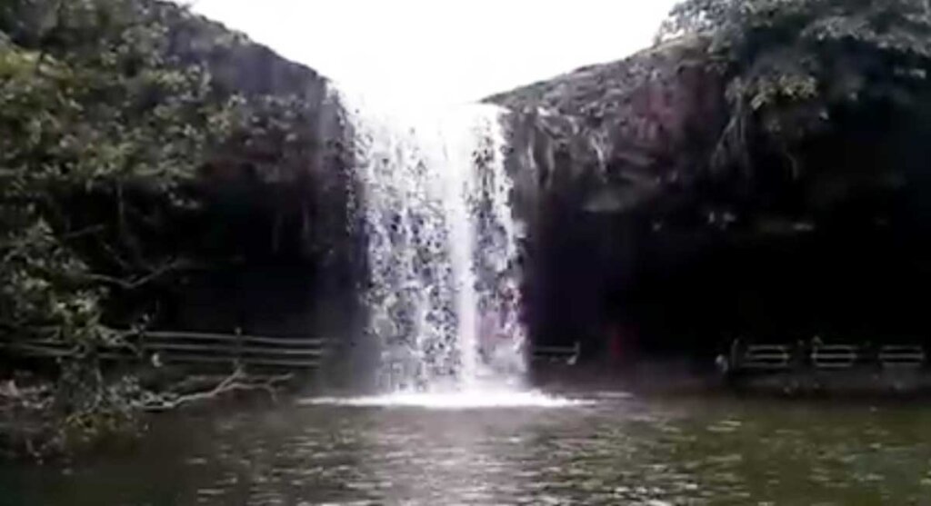 ganga mahadev waterfall dhar india
