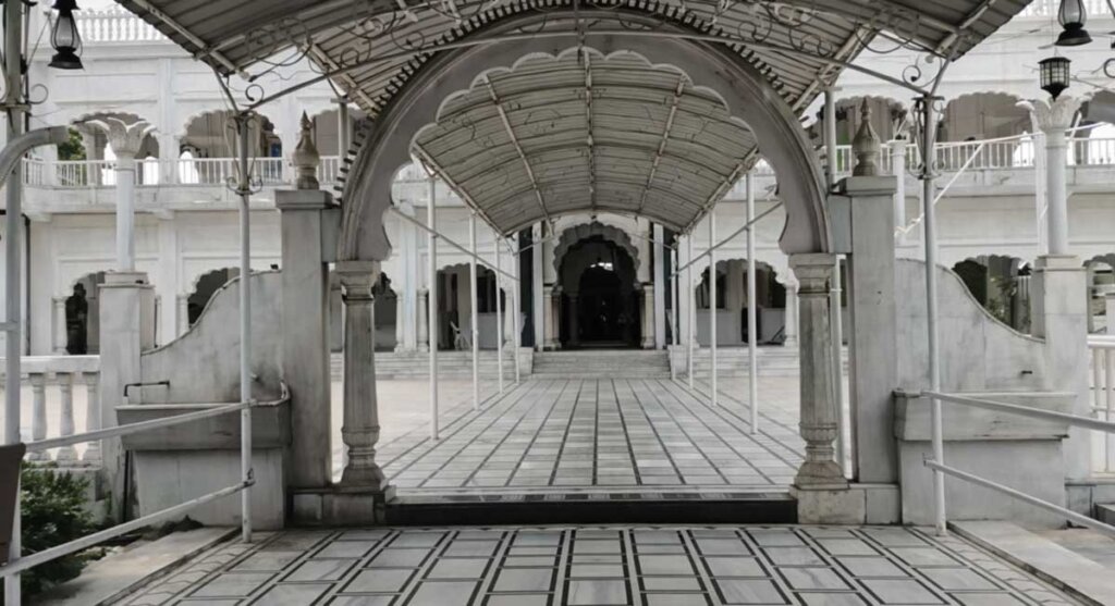 gurudwara badi sangat burhanpur mp