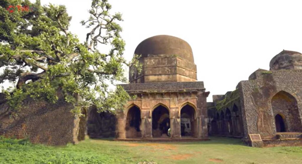 hathi mahal mandu