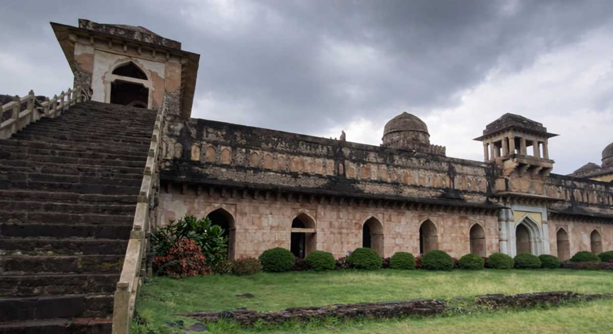 jahaz mahal mandu dhar