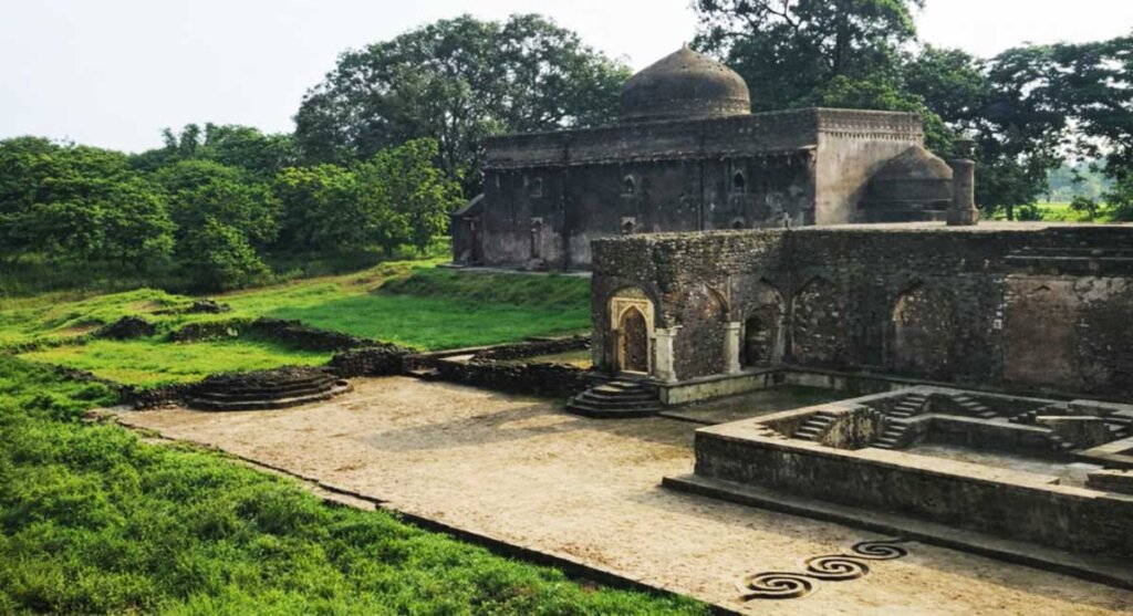 jal mahal sadalpur dhar india