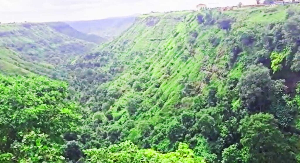 kakda kho waterfall dhar