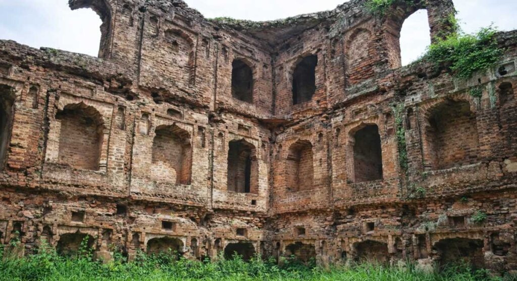 khandwa fort