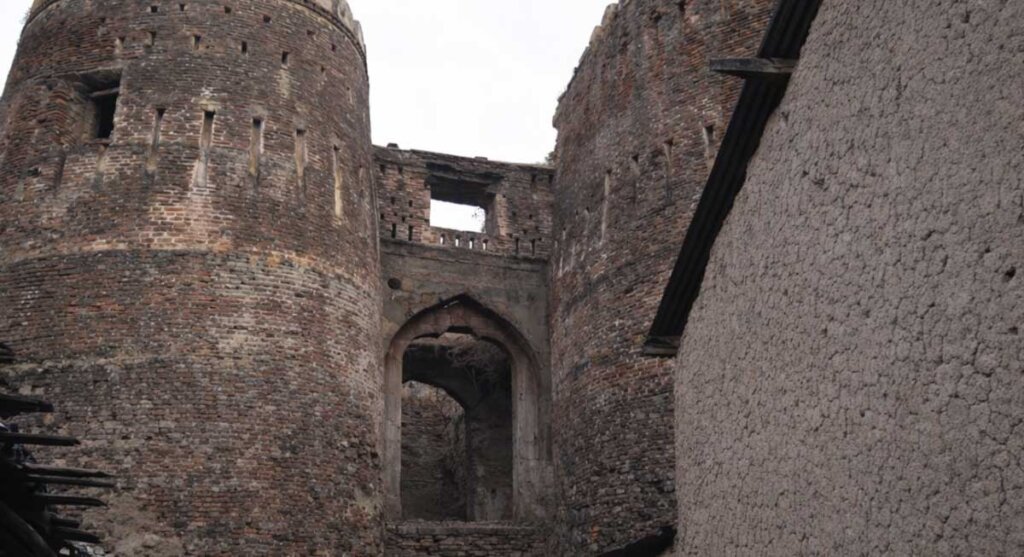 khandwa fort madhya pradesh