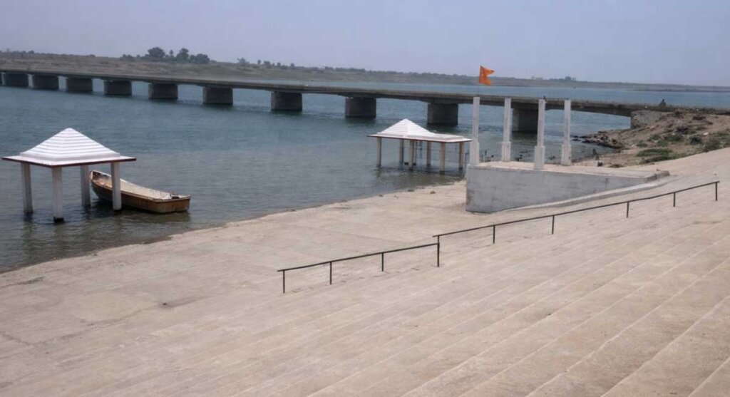 narmada tat rajghat barwani