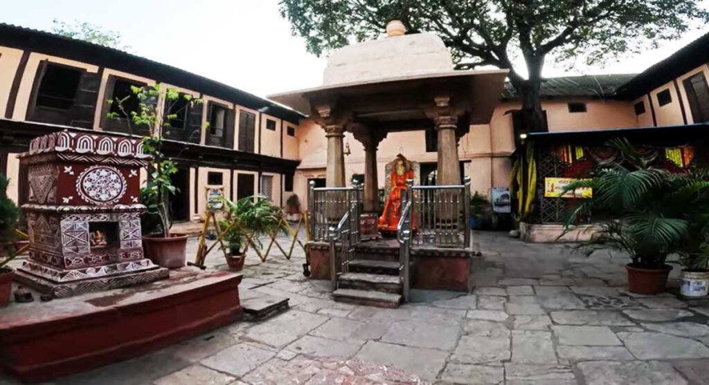 shri ram chaturbhuj mandir mandav madhya pradesh