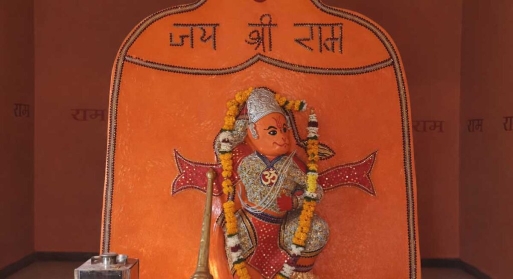 shri shiv ganga hanuman temple alirajpur
