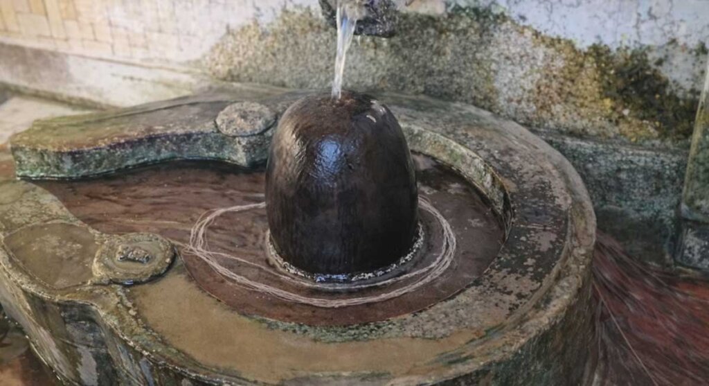 shri shiv ganga hanuman temple alirajpur india