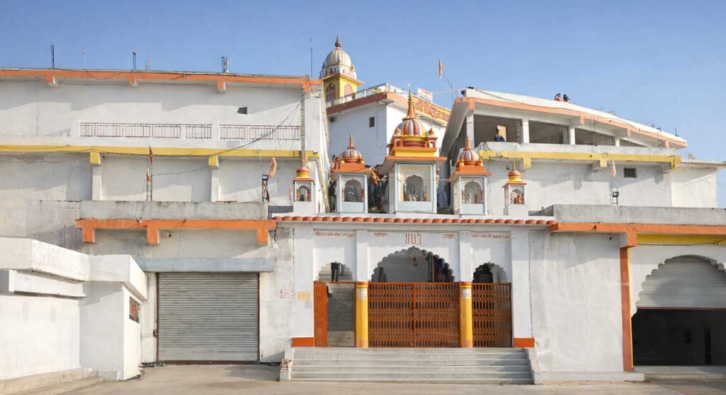 siddhan dham lodha pahad sihora mp