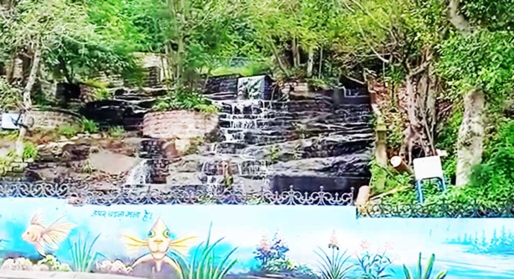 artificial waterfall bhopal