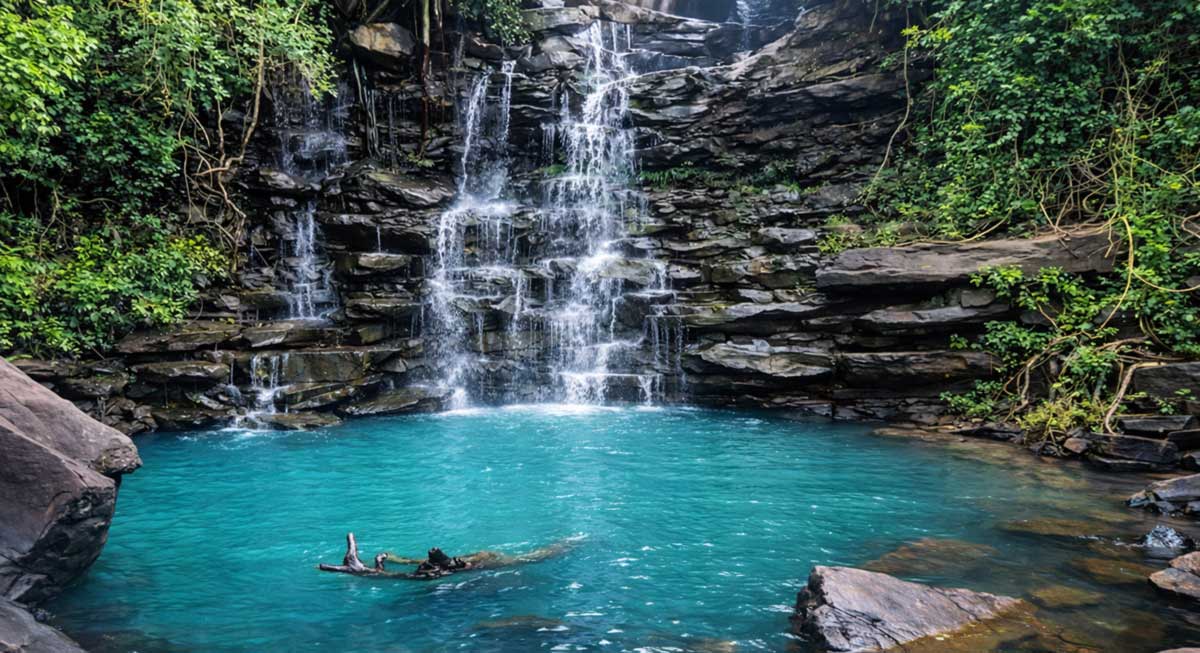 chhota pachmarhi waterfall bhopal mp